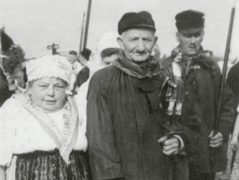 Dansen en schieten met de Mennekes van plezier