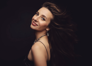 Isil Bengi - Pianoreis door tijd en cultuur