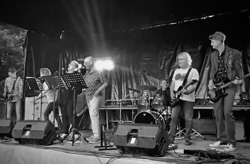Festival van de verloren onschuld met De Tuinwijk Allstar Band